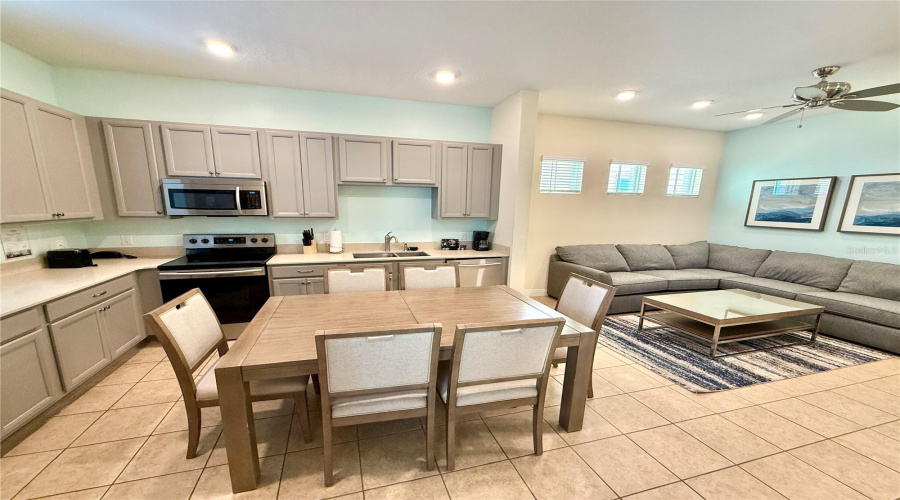 KISSIMMEE, Florida 34747, 3 Bedrooms Bedrooms, ,3 BathroomsBathrooms,Residential,For Sale,SEA PLANE,0,MFRO6386265