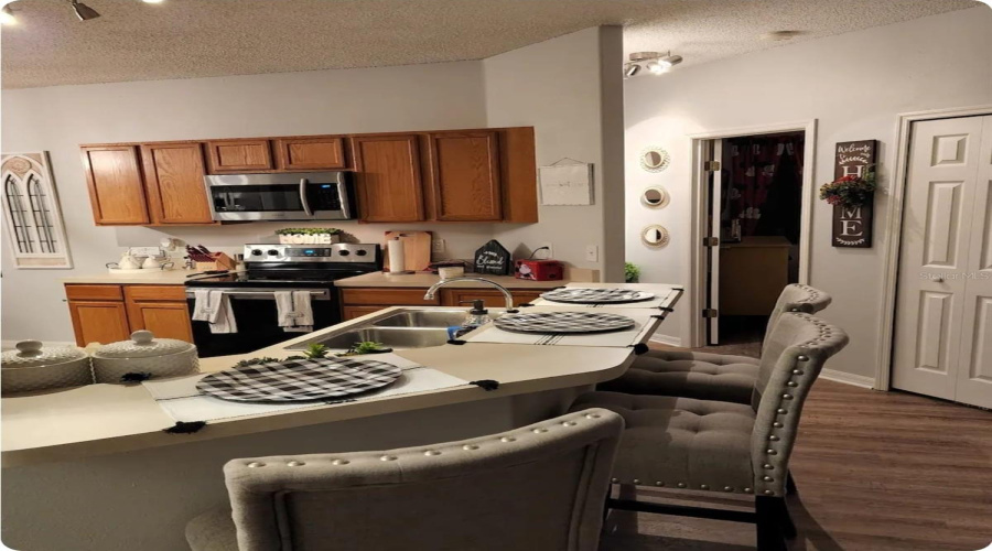 DAVENPORT, Florida 33837, 5 Bedrooms Bedrooms, ,3 BathroomsBathrooms,Residential,For Sale,SUNSET VIEW,0,MFRO6336093