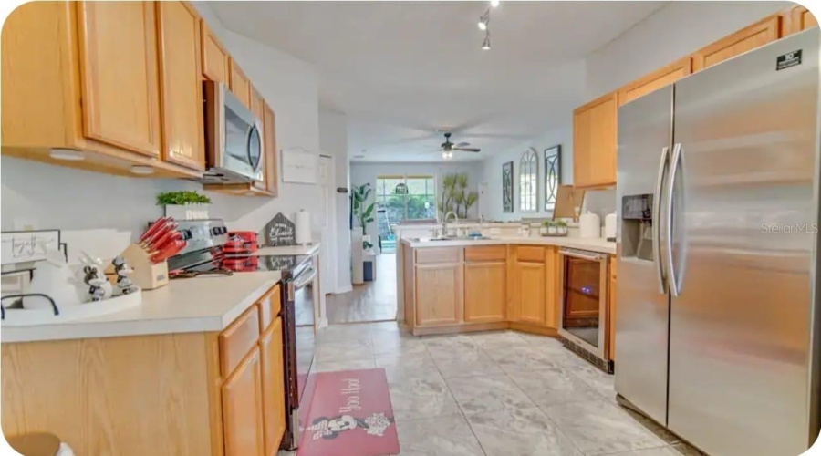 DAVENPORT, Florida 33837, 5 Bedrooms Bedrooms, ,3 BathroomsBathrooms,Residential,For Sale,SUNSET VIEW,0,MFRO6336093