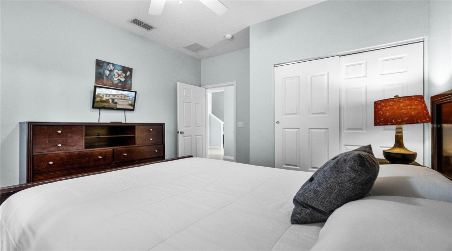 DAVENPORT, Florida 33896, 7 Bedrooms Bedrooms, ,4 BathroomsBathrooms,Residential,For Sale,WILLOW VIEW,0,MFRS5123398