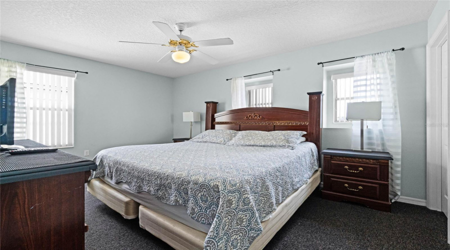 DAVENPORT, Florida 33896, 7 Bedrooms Bedrooms, ,4 BathroomsBathrooms,Residential,For Sale,WILLOW VIEW,0,MFRS5123398