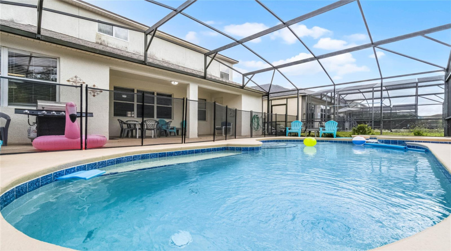 DAVENPORT, Florida 33896, 7 Bedrooms Bedrooms, ,4 BathroomsBathrooms,Residential,For Sale,WILLOW VIEW,0,MFRS5123398