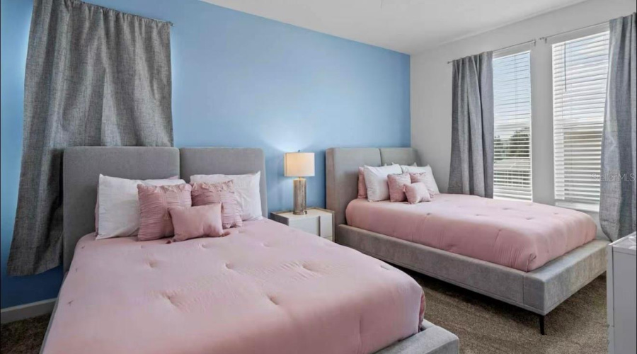 DAVENPORT, Florida 33896, 6 Bedrooms Bedrooms, ,5 BathroomsBathrooms,Residential,For Sale,PLAY THROUGH,0,MFRS5136150