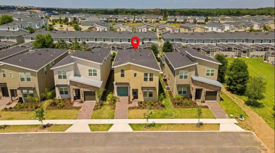 DAVENPORT, Florida 33896, 6 Bedrooms Bedrooms, ,5 BathroomsBathrooms,Residential,For Sale,PLAY THROUGH,0,MFRS5136150