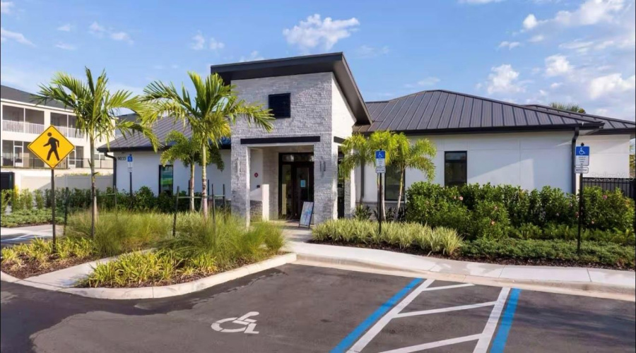 DAVENPORT, Florida 33896, 6 Bedrooms Bedrooms, ,5 BathroomsBathrooms,Residential,For Sale,PLAY THROUGH,0,MFRS5136150