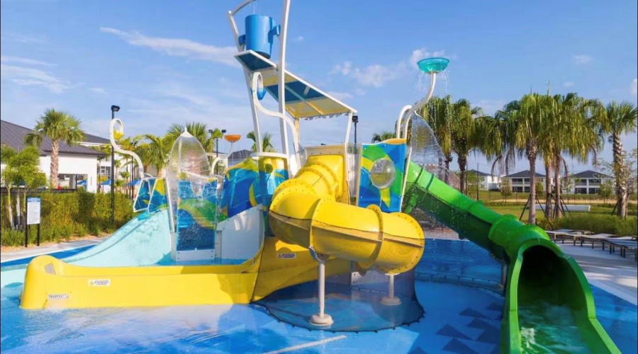 DAVENPORT, Florida 33896, 6 Bedrooms Bedrooms, ,5 BathroomsBathrooms,Residential,For Sale,PLAY THROUGH,0,MFRS5136150