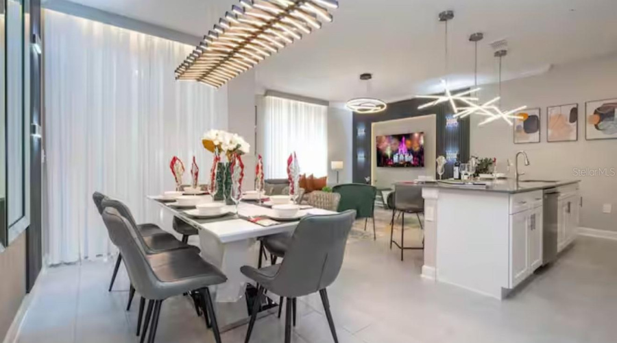 KISSIMMEE, Florida 34746, 4 Bedrooms Bedrooms, ,3 BathroomsBathrooms,Residential,For Sale,READING,0,MFRS5137715