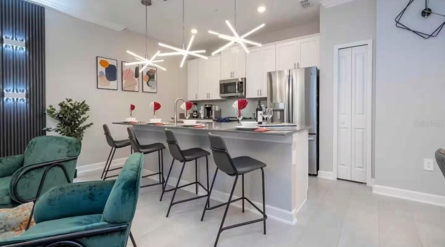 KISSIMMEE, Florida 34746, 4 Bedrooms Bedrooms, ,3 BathroomsBathrooms,Residential,For Sale,READING,0,MFRS5137715