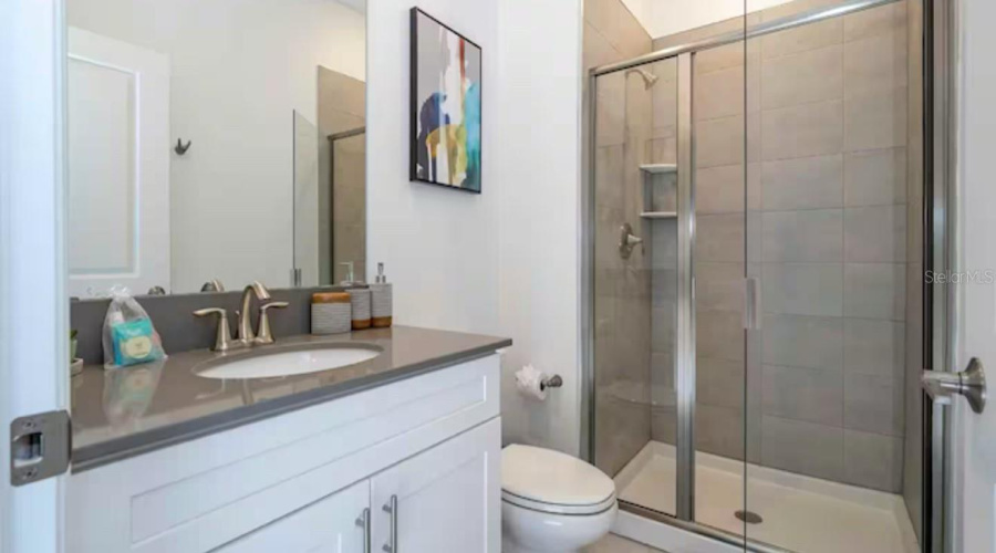 KISSIMMEE, Florida 34746, 4 Bedrooms Bedrooms, ,3 BathroomsBathrooms,Residential,For Sale,READING,0,MFRS5137715