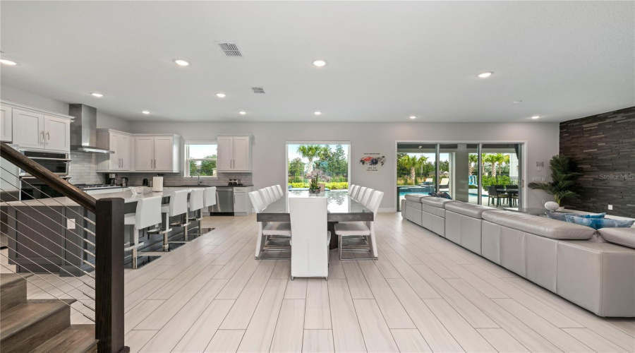 REUNION, Florida 34747, 6 Bedrooms Bedrooms, ,6 BathroomsBathrooms,Residential,For Sale,JACKS CLUB,0,MFRO6387249