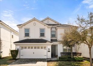 DAVENPORT, Florida 33896, 6 Bedrooms Bedrooms, ,6 BathroomsBathrooms,Residential,For Sale,MOON VALLEY,0,MFRO6387311