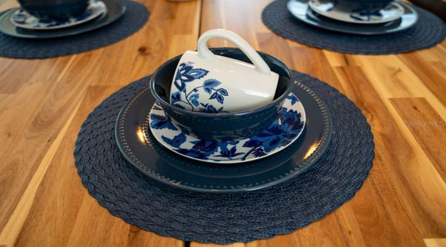 DAVENPORT, Florida 33896, 5 Bedrooms Bedrooms, ,4 BathroomsBathrooms,Residential,For Sale,CABOT CLIFFS,0,MFRO6387305