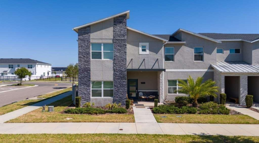 DAVENPORT, Florida 33896, 5 Bedrooms Bedrooms, ,4 BathroomsBathrooms,Residential,For Sale,CABOT CLIFFS,0,MFRO6387305