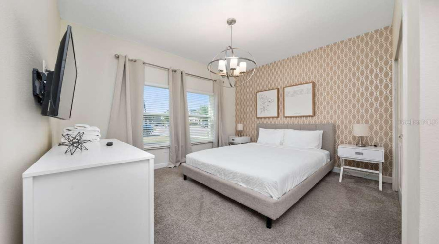 DAVENPORT, Florida 33896, 5 Bedrooms Bedrooms, ,4 BathroomsBathrooms,Residential,For Sale,CABOT CLIFFS,0,MFRO6387305