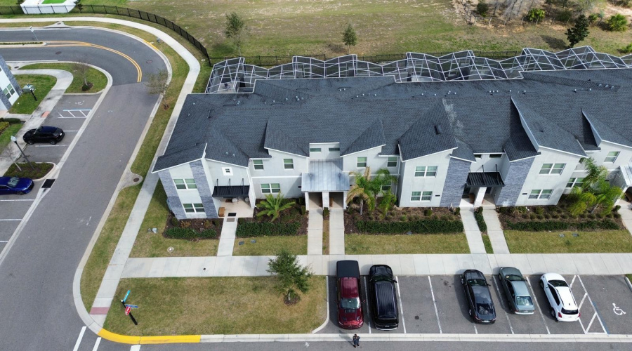 DAVENPORT, Florida 33896, 5 Bedrooms Bedrooms, ,4 BathroomsBathrooms,Residential,For Sale,CABOT CLIFFS,0,MFRO6387305