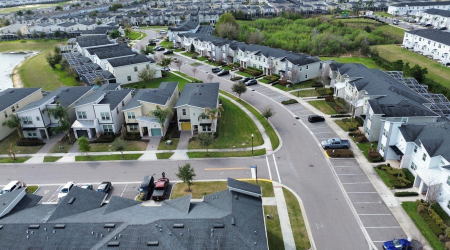 DAVENPORT, Florida 33896, 5 Bedrooms Bedrooms, ,4 BathroomsBathrooms,Residential,For Sale,CABOT CLIFFS,0,MFRO6387305