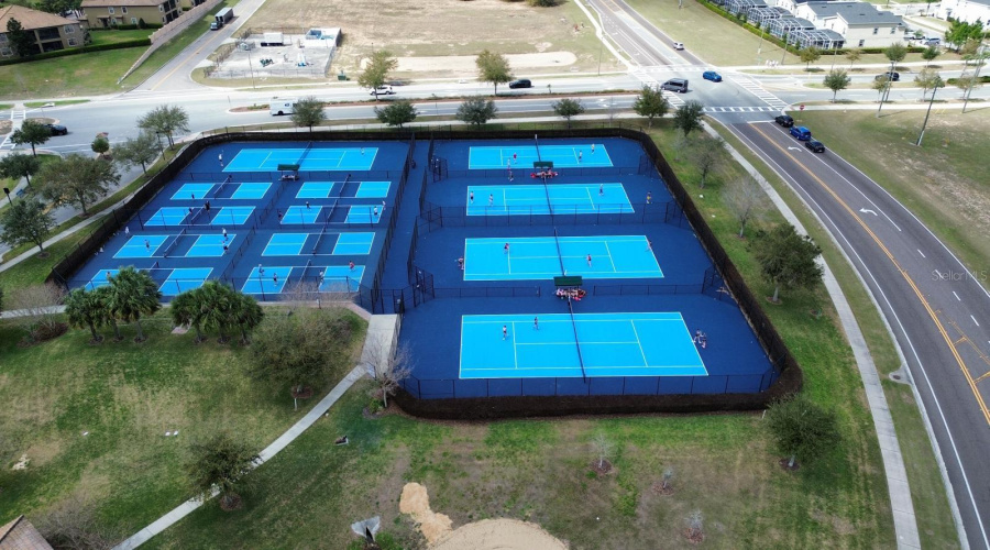 DAVENPORT, Florida 33896, 5 Bedrooms Bedrooms, ,4 BathroomsBathrooms,Residential,For Sale,CABOT CLIFFS,0,MFRO6387305