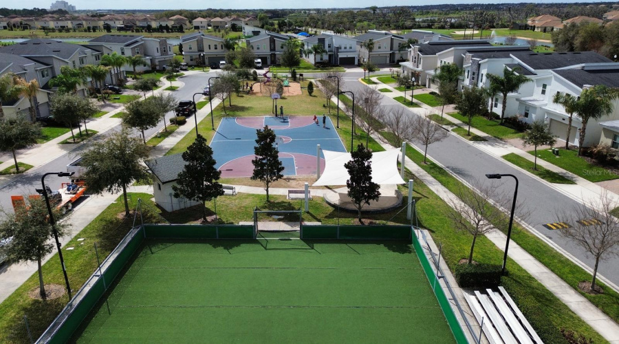 DAVENPORT, Florida 33896, 5 Bedrooms Bedrooms, ,4 BathroomsBathrooms,Residential,For Sale,CABOT CLIFFS,0,MFRO6387305