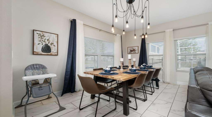 DAVENPORT, Florida 33896, 5 Bedrooms Bedrooms, ,4 BathroomsBathrooms,Residential,For Sale,CABOT CLIFFS,0,MFRO6387305