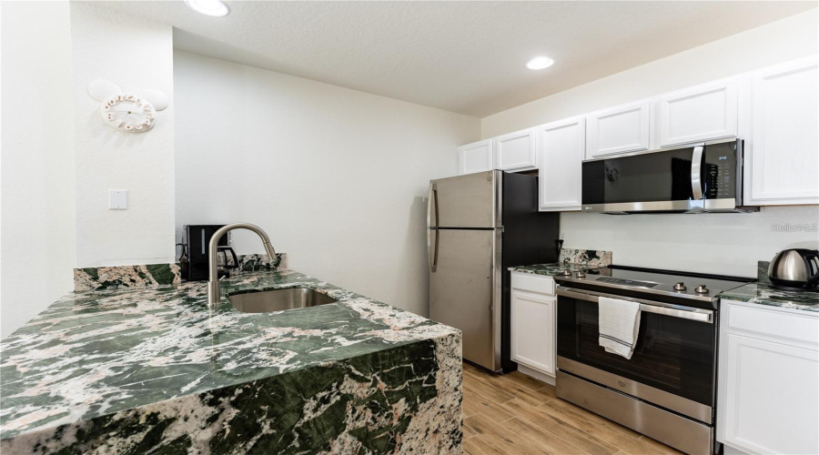 KISSIMMEE, Florida 34746, 3 Bedrooms Bedrooms, ,2 BathroomsBathrooms,Residential,For Sale,LODI,0,MFRO6276409