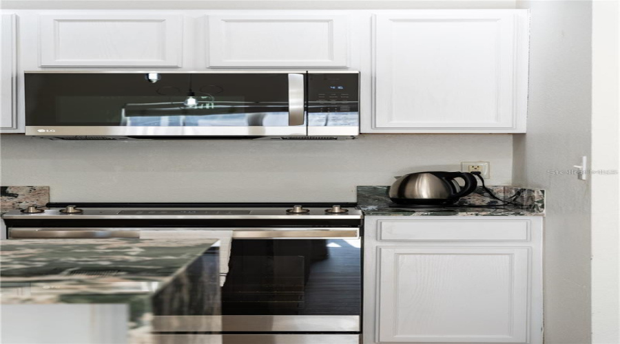 KISSIMMEE, Florida 34746, 3 Bedrooms Bedrooms, ,2 BathroomsBathrooms,Residential,For Sale,LODI,0,MFRO6276409