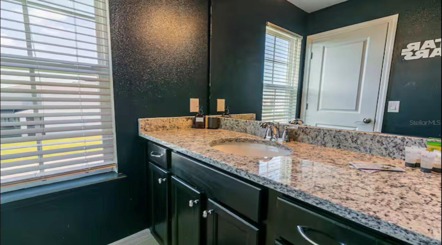 DAVENPORT, Florida 33897, 10 Bedrooms Bedrooms, ,8 BathroomsBathrooms,Residential,For Sale,LELANI,0,MFRO6344168