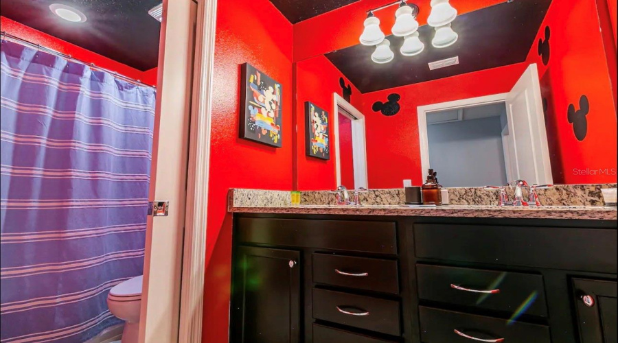 DAVENPORT, Florida 33897, 10 Bedrooms Bedrooms, ,8 BathroomsBathrooms,Residential,For Sale,LELANI,0,MFRO6344168