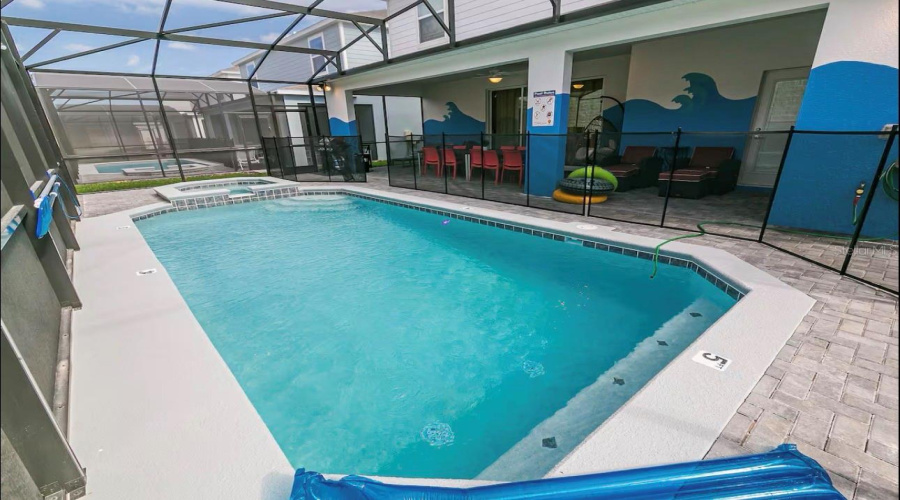 DAVENPORT, Florida 33897, 10 Bedrooms Bedrooms, ,8 BathroomsBathrooms,Residential,For Sale,LELANI,0,MFRO6344168