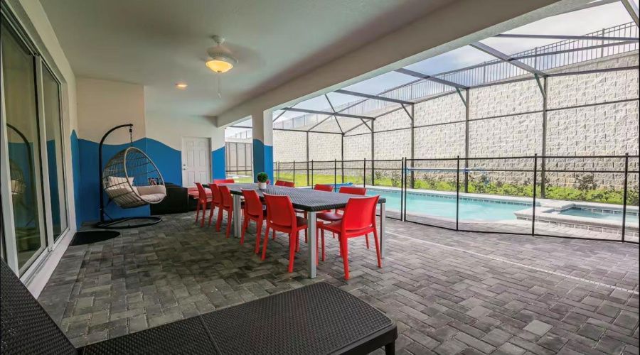 DAVENPORT, Florida 33897, 10 Bedrooms Bedrooms, ,8 BathroomsBathrooms,Residential,For Sale,LELANI,0,MFRO6344168