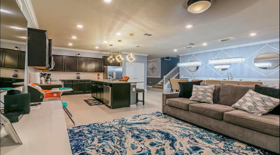 DAVENPORT, Florida 33897, 10 Bedrooms Bedrooms, ,8 BathroomsBathrooms,Residential,For Sale,LELANI,0,MFRO6344168