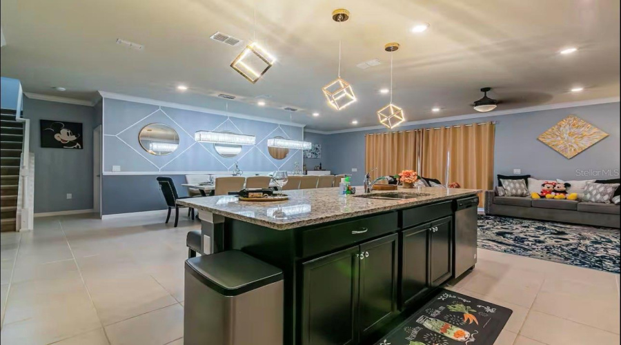 DAVENPORT, Florida 33897, 10 Bedrooms Bedrooms, ,8 BathroomsBathrooms,Residential,For Sale,LELANI,0,MFRO6344168