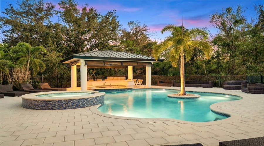 REUNION, Florida 34747, 7 Bedrooms Bedrooms, ,7 BathroomsBathrooms,Residential,For Sale,VALHALLA,0,MFRO6386460