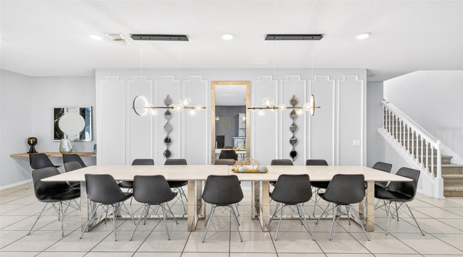 DAVENPORT, Florida 33897, 10 Bedrooms Bedrooms, ,8 BathroomsBathrooms,Residential,For Sale,LANA,0,MFRO6387517