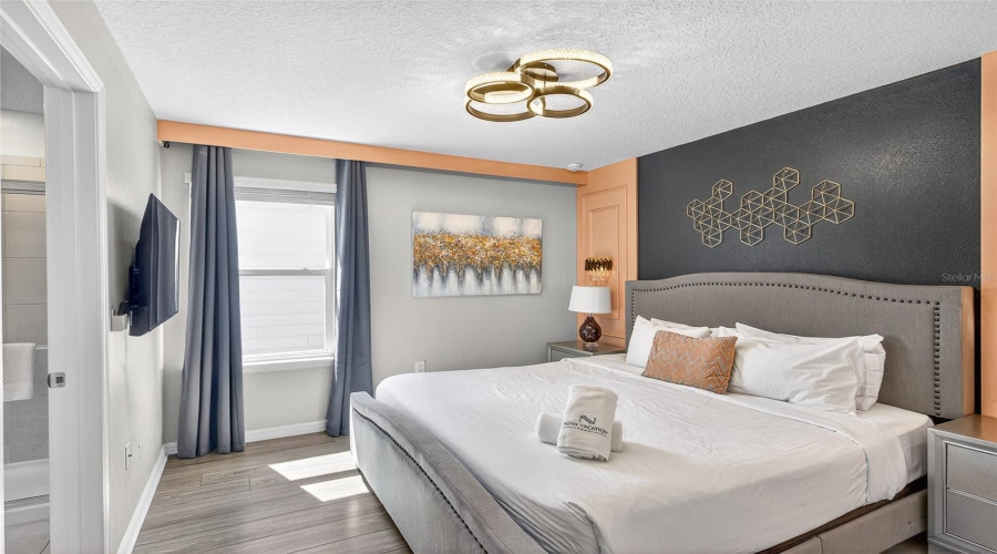 DAVENPORT, Florida 33897, 10 Bedrooms Bedrooms, ,8 BathroomsBathrooms,Residential,For Sale,LANA,0,MFRO6387517