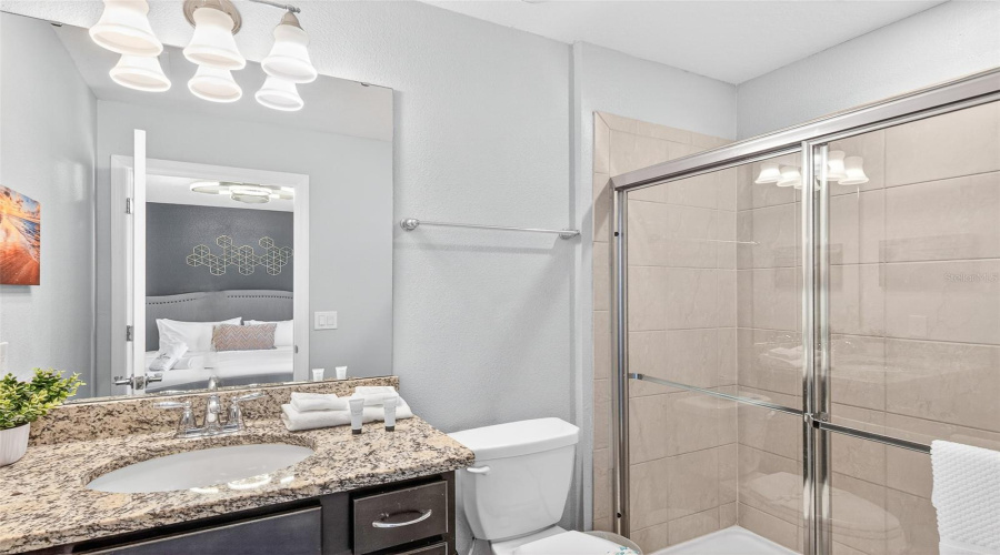 DAVENPORT, Florida 33897, 10 Bedrooms Bedrooms, ,8 BathroomsBathrooms,Residential,For Sale,LANA,0,MFRO6387517