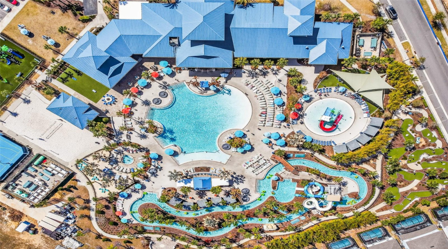 DAVENPORT, Florida 33897, 10 Bedrooms Bedrooms, ,8 BathroomsBathrooms,Residential,For Sale,LANA,0,MFRO6387517