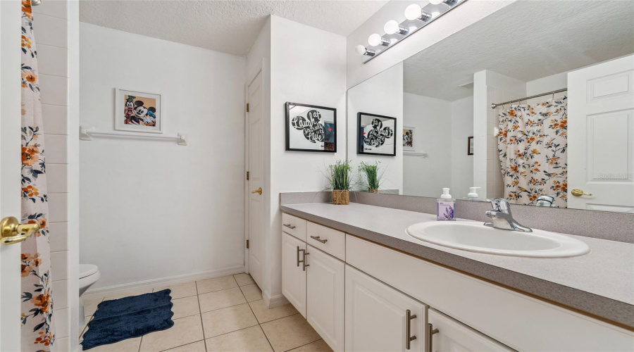 DAVENPORT, Florida 33897, 4 Bedrooms Bedrooms, ,2 BathroomsBathrooms,Residential,For Sale,KENSINGTON,0,MFRO6301214