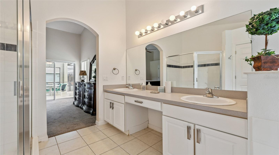 DAVENPORT, Florida 33897, 4 Bedrooms Bedrooms, ,2 BathroomsBathrooms,Residential,For Sale,KENSINGTON,0,MFRO6301214