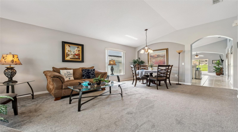 DAVENPORT, Florida 33897, 4 Bedrooms Bedrooms, ,2 BathroomsBathrooms,Residential,For Sale,KENSINGTON,0,MFRO6301214