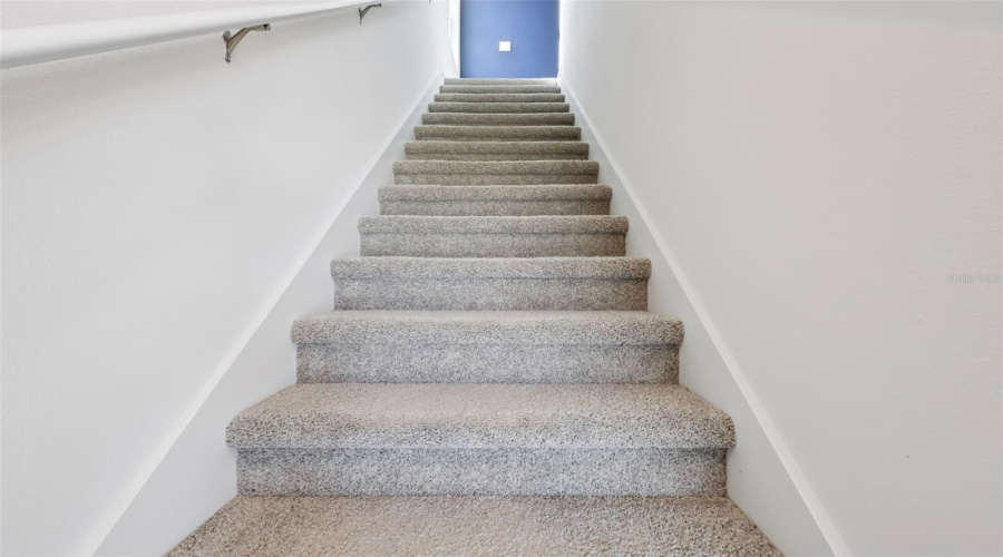 DAVENPORT, Florida 33837, 5 Bedrooms Bedrooms, ,3 BathroomsBathrooms,Residential,For Sale,MOUNTAIN,0,MFRO6384913