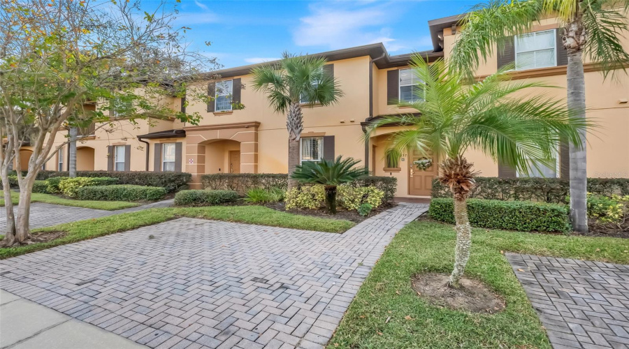 DAVENPORT, Florida 33897, 4 Bedrooms Bedrooms, ,3 BathroomsBathrooms,Residential,For Sale,VERONA,0,MFRO6365427