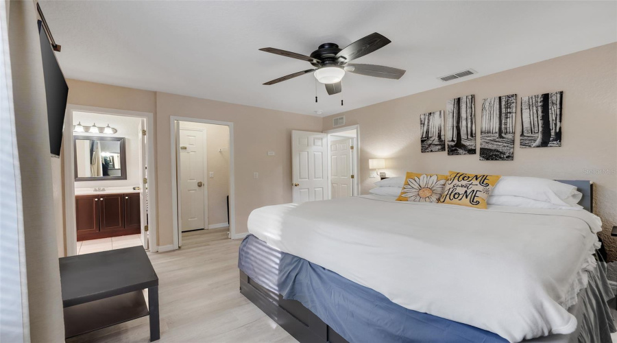 DAVENPORT, Florida 33897, 4 Bedrooms Bedrooms, ,3 BathroomsBathrooms,Residential,For Sale,VERONA,0,MFRO6365427