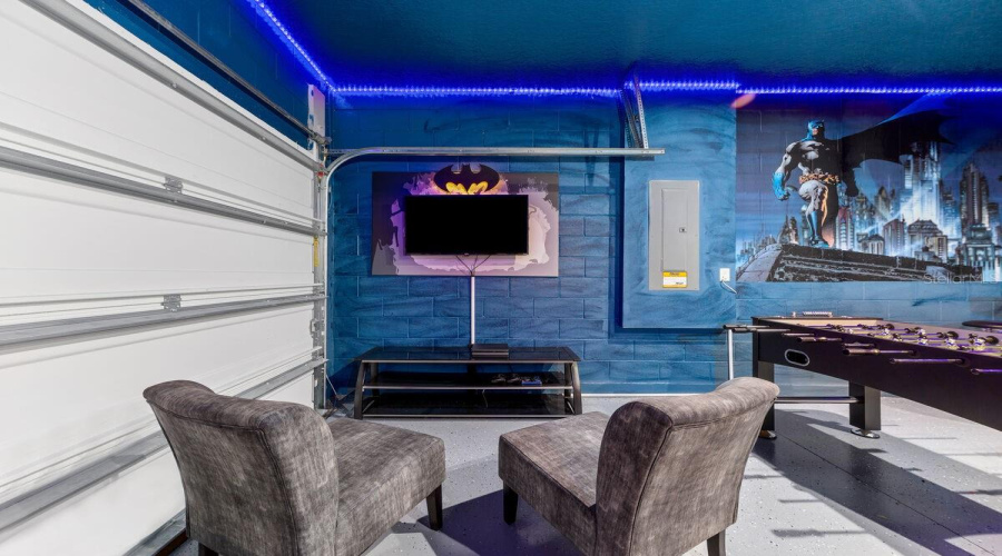 KISSIMMEE, Florida 34747, 9 Bedrooms Bedrooms, ,6 BathroomsBathrooms,Residential,For Sale,HILTON RIDGE,0,MFRS5143223