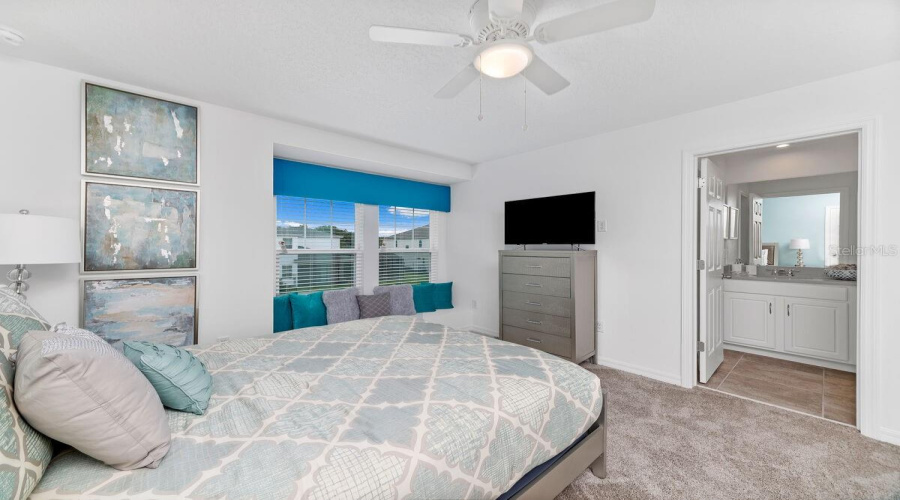 KISSIMMEE, Florida 34747, 9 Bedrooms Bedrooms, ,6 BathroomsBathrooms,Residential,For Sale,HILTON RIDGE,0,MFRS5143223