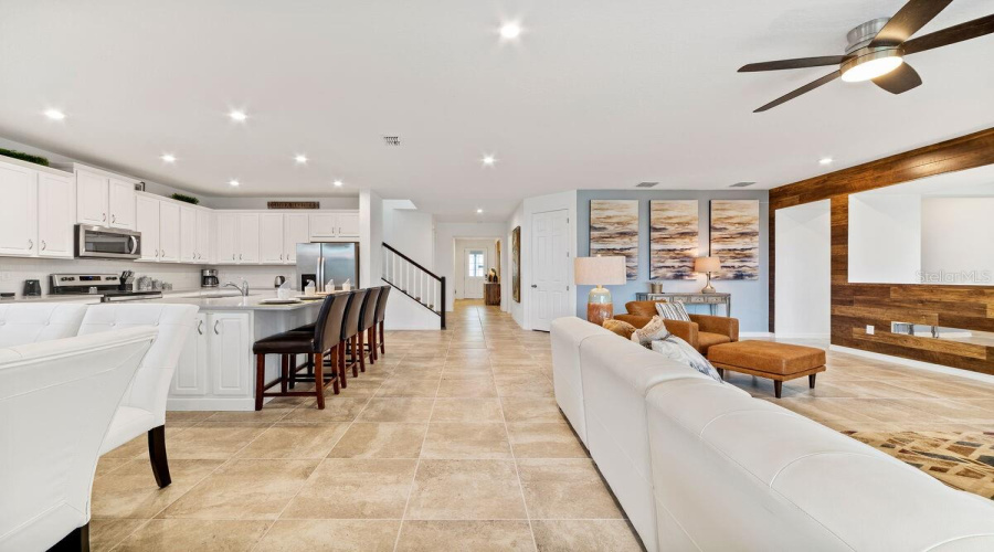 KISSIMMEE, Florida 34747, 9 Bedrooms Bedrooms, ,6 BathroomsBathrooms,Residential,For Sale,HILTON RIDGE,0,MFRS5143223