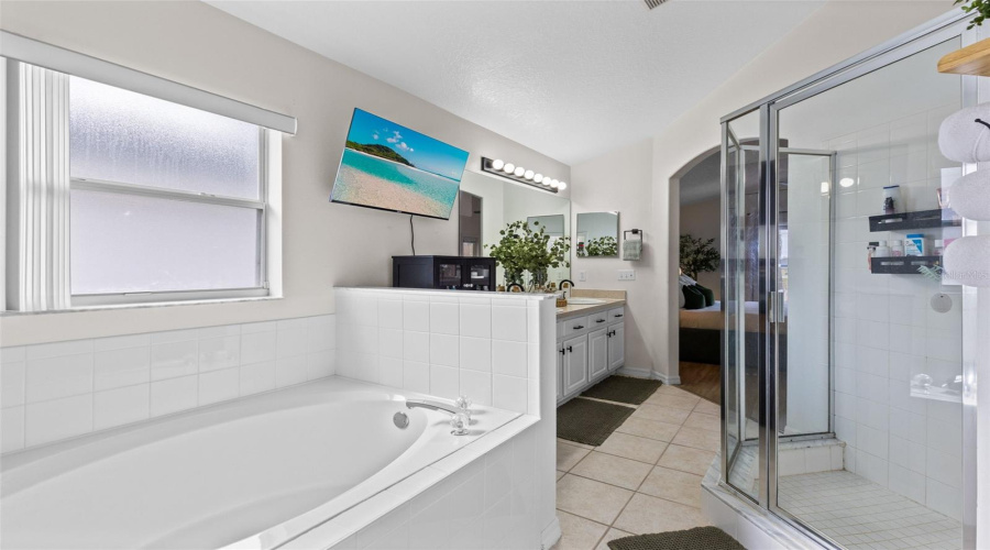 DAVENPORT, Florida 33837, 3 Bedrooms Bedrooms, ,2 BathroomsBathrooms,Residential,For Sale,JESSAMINE,0,MFRO6387299