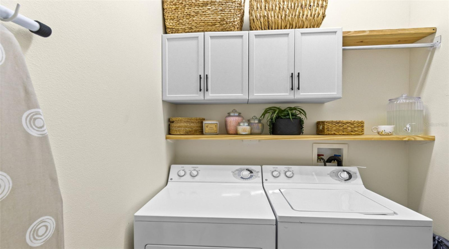 DAVENPORT, Florida 33837, 3 Bedrooms Bedrooms, ,2 BathroomsBathrooms,Residential,For Sale,JESSAMINE,0,MFRO6387299