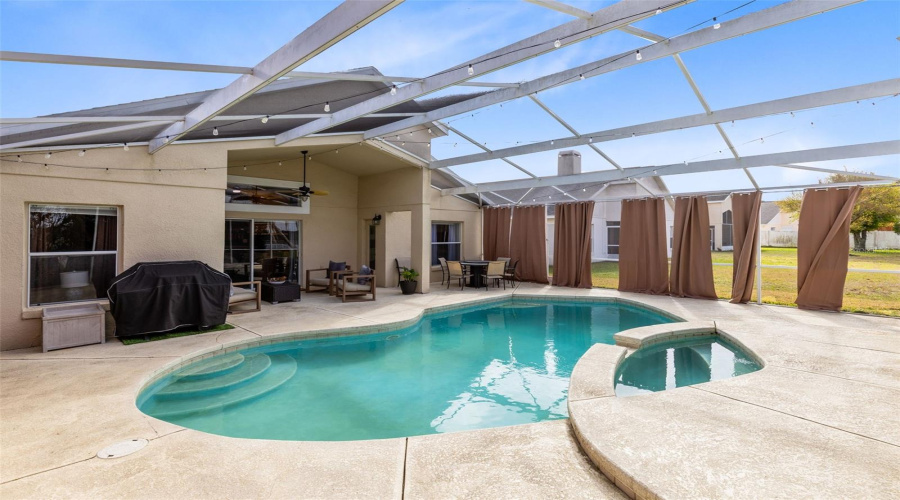 DAVENPORT, Florida 33837, 3 Bedrooms Bedrooms, ,2 BathroomsBathrooms,Residential,For Sale,JESSAMINE,0,MFRO6387299