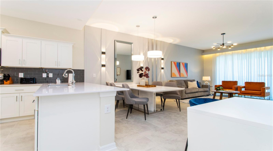 KISSIMMEE, Florida 34746, 2 Bedrooms Bedrooms, ,2 BathroomsBathrooms,Residential,For Sale,PARADOX,0,MFRO6387522