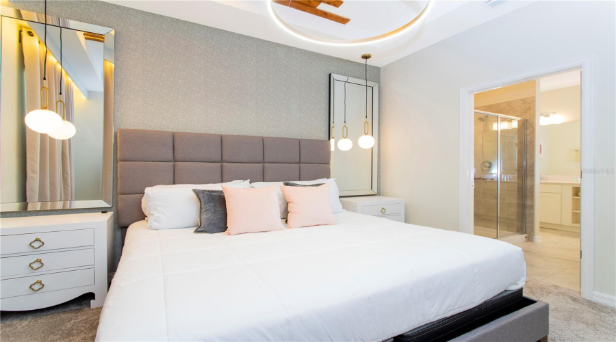 KISSIMMEE, Florida 34746, 2 Bedrooms Bedrooms, ,2 BathroomsBathrooms,Residential,For Sale,PARADOX,0,MFRO6387522